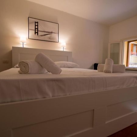 Appartamento La Casa Di Lu Trieste Esterno foto
