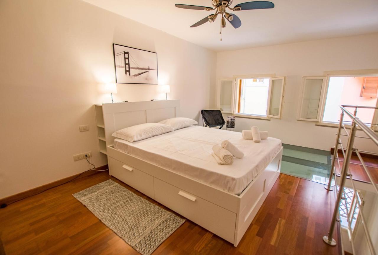 Appartamento La Casa Di Lu Trieste Esterno foto